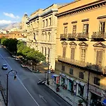 Cavour Il Conte Camillo Bed & Breakfast 4*