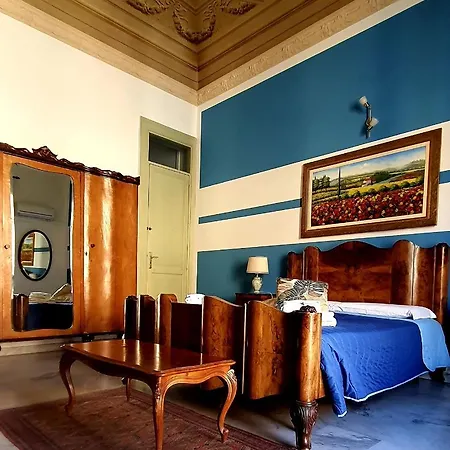 Cavour Il Conte Camillo 3* Палермо