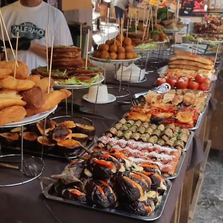 Cavour Il Conte Camillo Oda ve Kahvaltı 4*