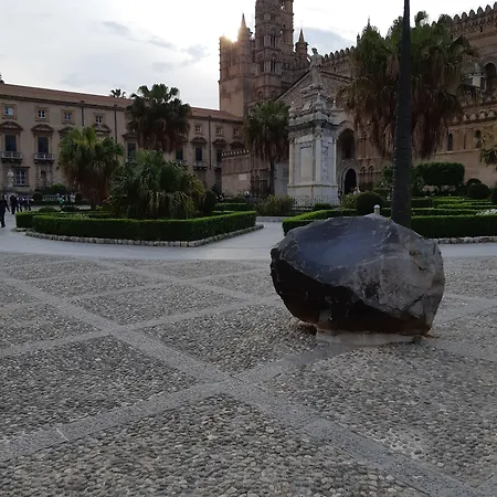 Cavour Il Conte Camillo فندق مبيت وإفطار