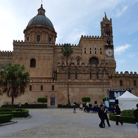 Cavour Il Conte Camillo فندق مبيت وإفطار 4*